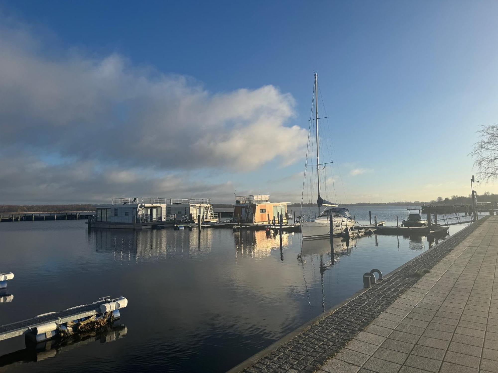 Hotel Perle Am Bodden Ribnitz-Damgarten Bagian luar foto